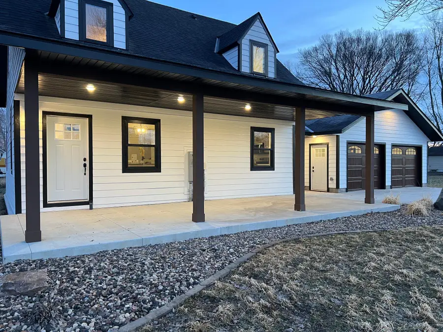 309 Central Avenue S, Geneva, MN 56035 - #3