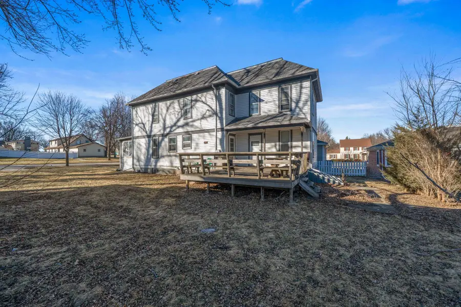 614 N Estey Street, Luverne, MN 56156 - #3