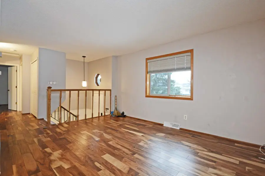 323 Morningside Circle, Saint Paul, MN 55119 - #2