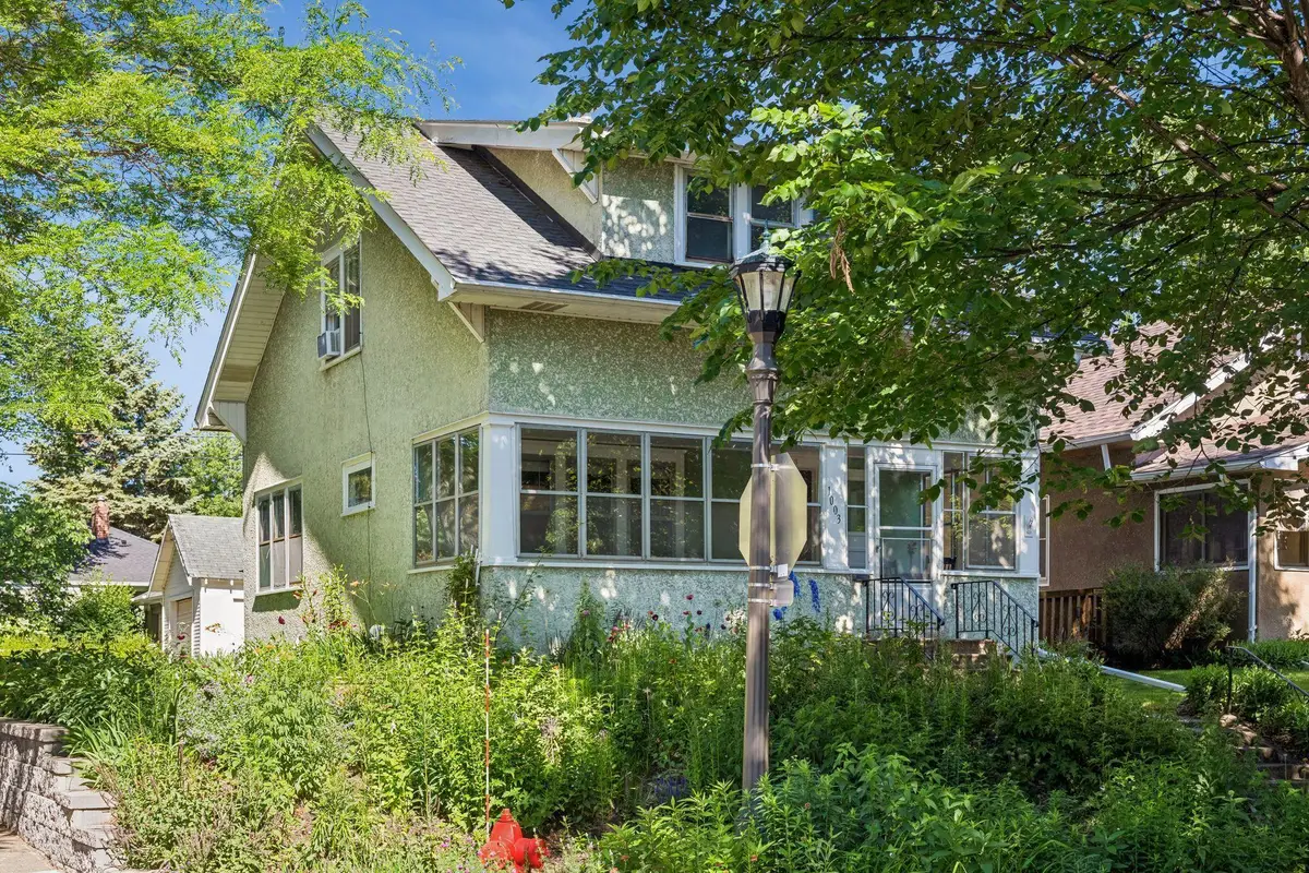 1003 Avon Street N, Saint Paul, MN 55103 - #1