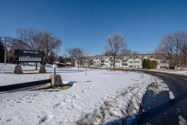 181 Little Canada Road E #115, Little Canada, MN 55117