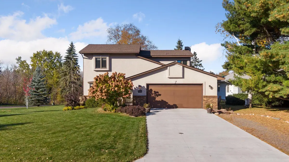 2001 Henry Street N, Saint Paul, MN 55109 - #1