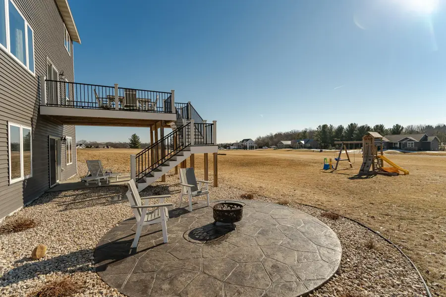 330 5th Street Se, Oronoco, MN 55960 - #2