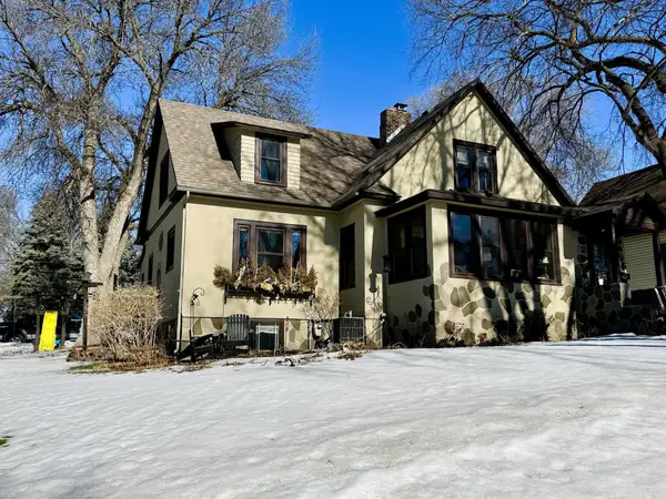 426 W Cherry Avenue, Fergus Falls, MN 56537