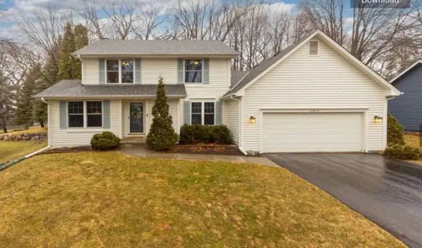 6204 Cascade Pass, Chanhassen, MN 55317