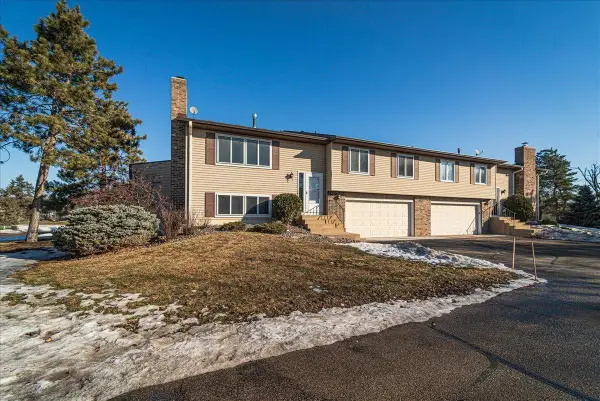 10326 Balsam Lane, Eden Prairie, MN 55347