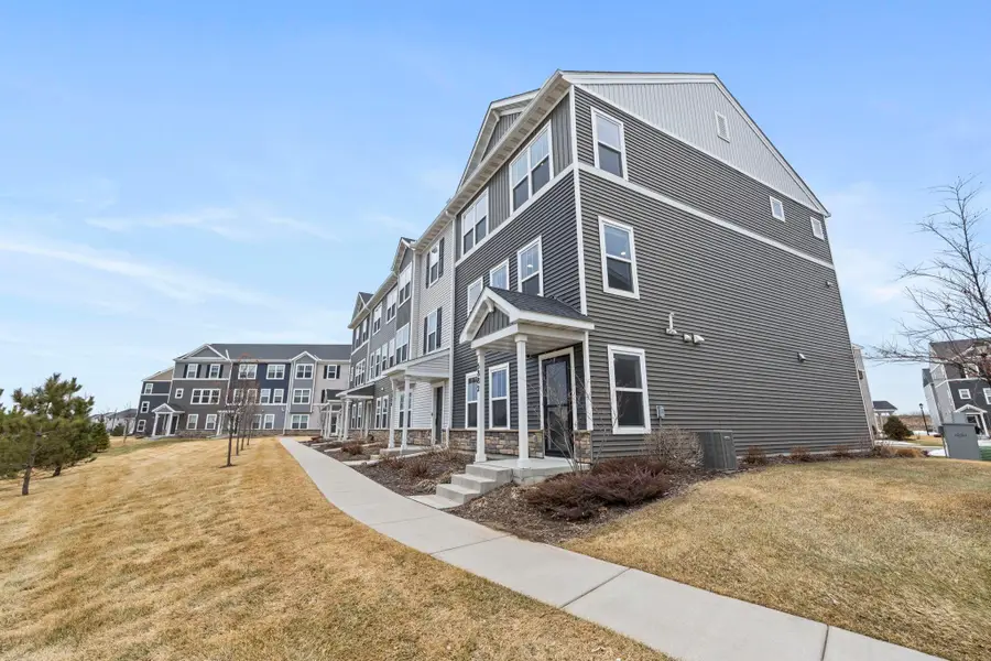 5882 156th Street W, Apple Valley, MN 55124 - #2