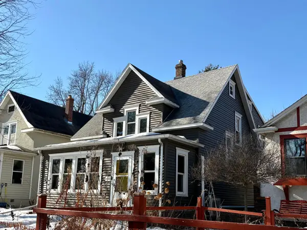 2830 39th Avenue S, Minneapolis, MN 55406