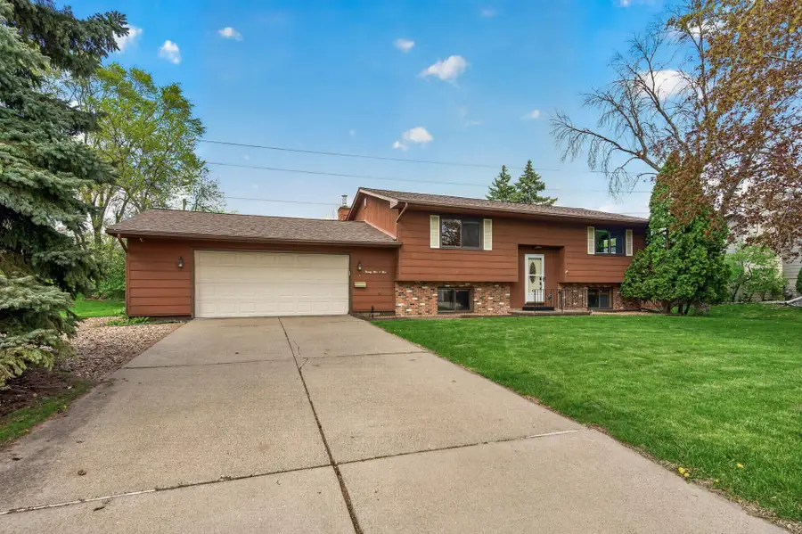 2505 Brenner Street, Roseville, MN 55113 - #2