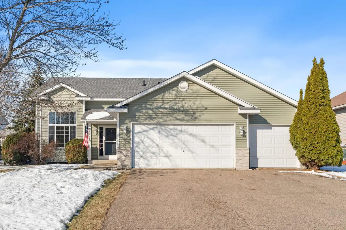 2354 Ponds Way, Shakopee, MN 55379 - #1