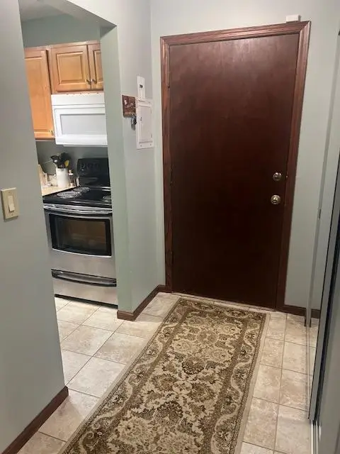 2800 Hillsboro Avenue N #111, New Hope, MN 55427 - #3