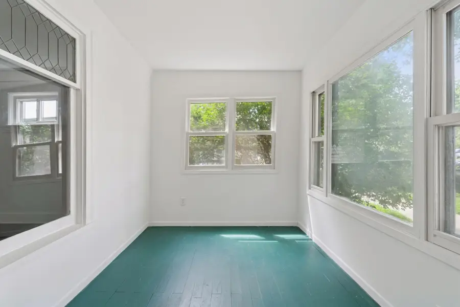 2933 30th Avenue S, Minneapolis, MN 55406 - #3