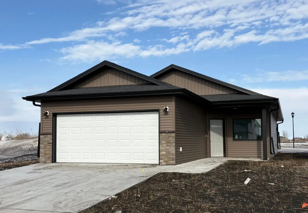 6723 66th Avenue S, Horace, ND 58047 - #1