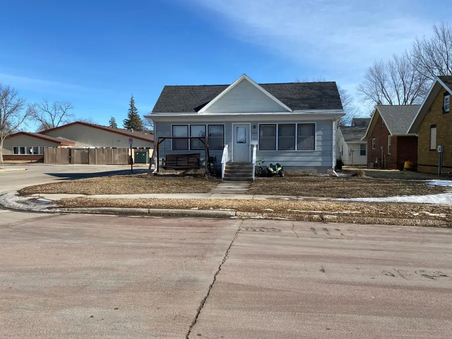 309 S Jefferson Street, Redwood Falls, MN 56283 - #2