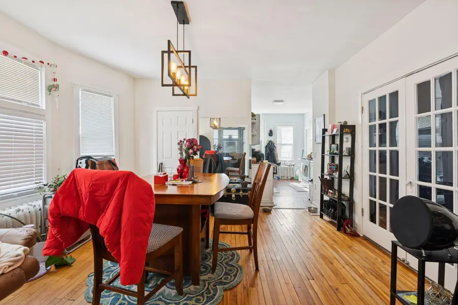 694 Central Avenue W, Saint Paul, MN 55104 - #3