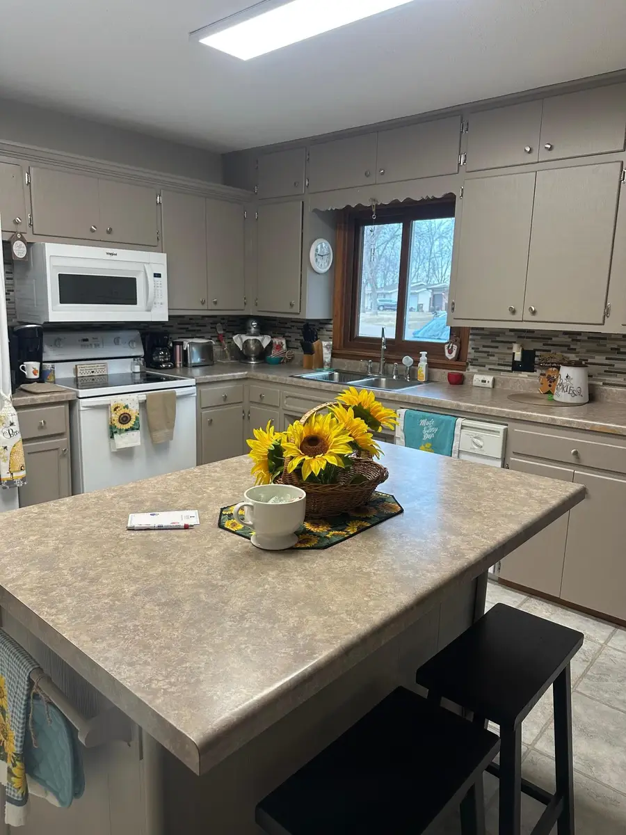 1503 Elm Street, Albert Lea, MN 56007 - #2