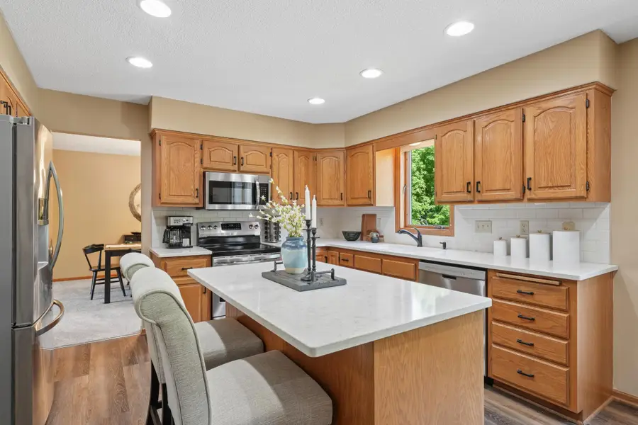 9220 Hillside Trail S, Cottage Grove, MN 55016 - #3