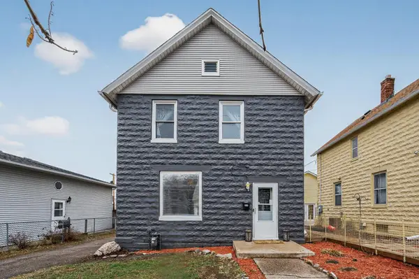 925 Western Avenue N, Saint Paul, MN 55117