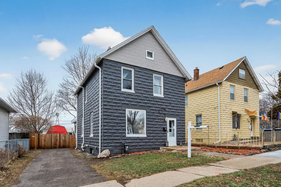 925 Western Avenue N, Saint Paul, MN 55117 - #2