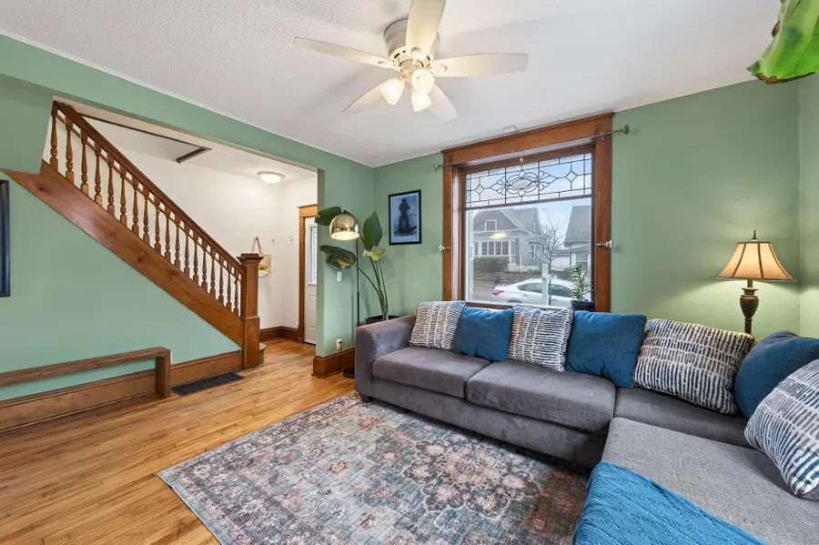 925 Western Avenue N, Saint Paul, MN 55117 - #3