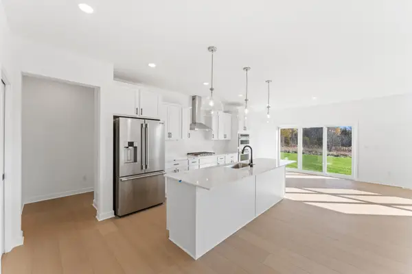 18654 Ivanhoe Street Nw, Elk River, MN 55330