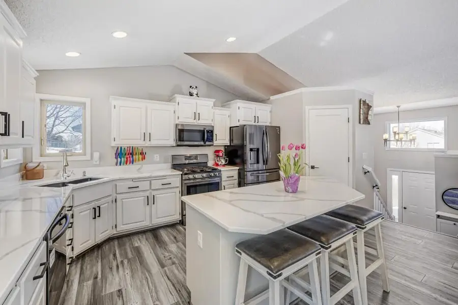 145 Terrace Road Ne, Saint Michael, MN 55376 - #3