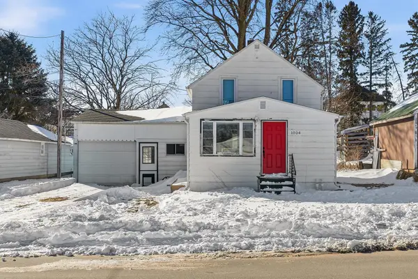 1004 E Main Street, Caledonia, MN 55921
