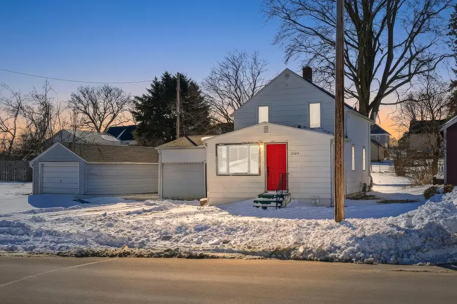 1004 E Main Street, Caledonia, MN 55921 - #3