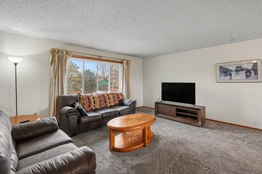 10216 Erskin Street Ne, Circle Pines, MN 55014 - #2