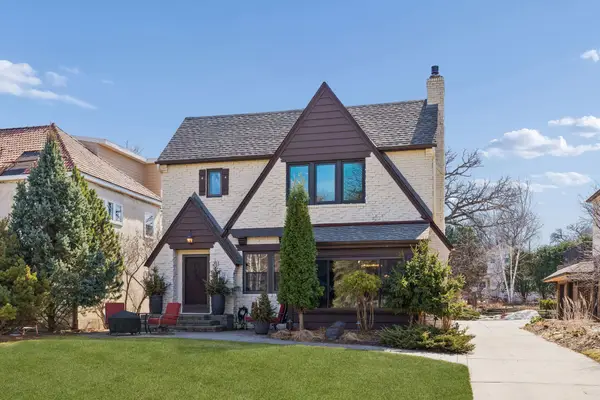 211 W Minnehaha Parkway, Minneapolis, MN 55419