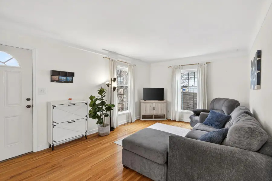 2721 Xerxes Avenue N, Minneapolis, MN 55422 - #3