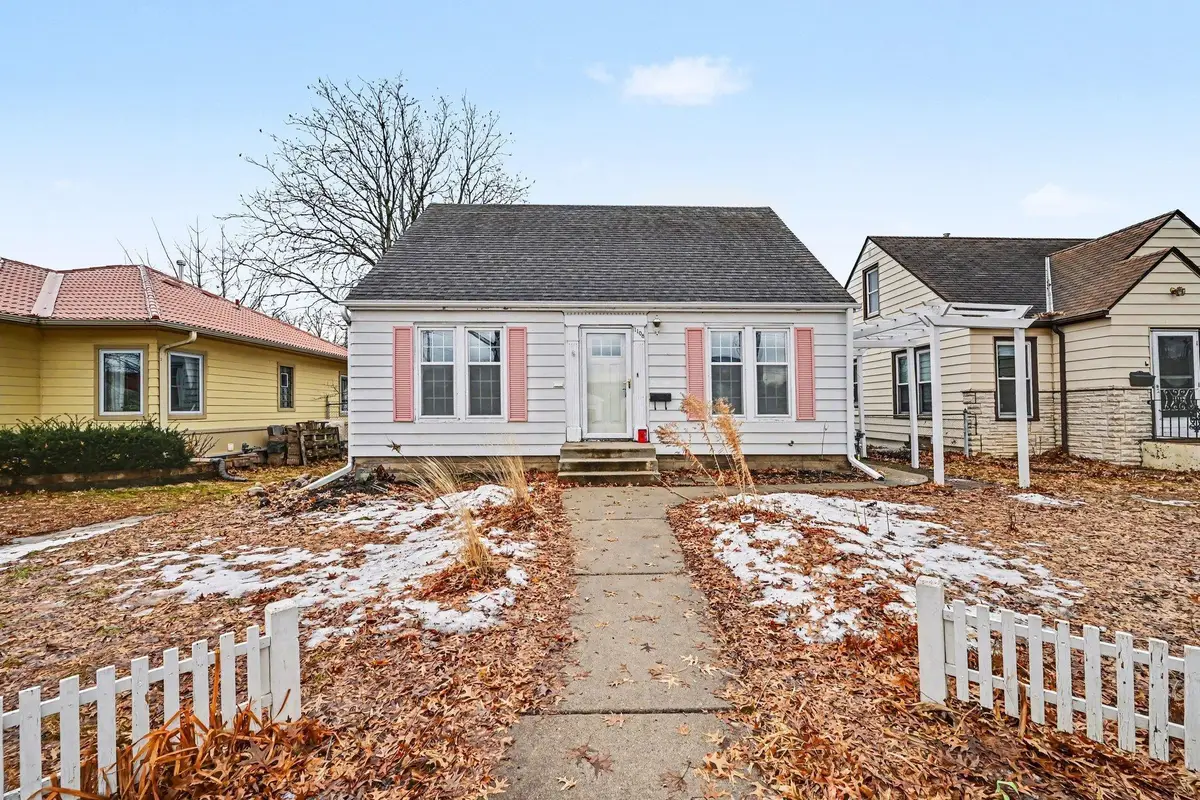 1108 California Avenue, Saint Paul, MN 55108 - #1