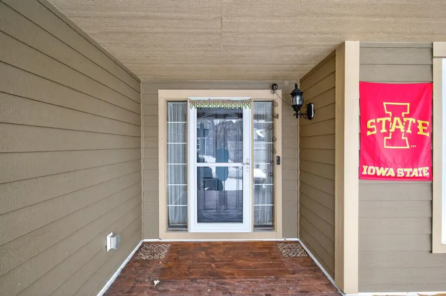 5039 Merrimac Court N, Plymouth, MN 55446 - #3