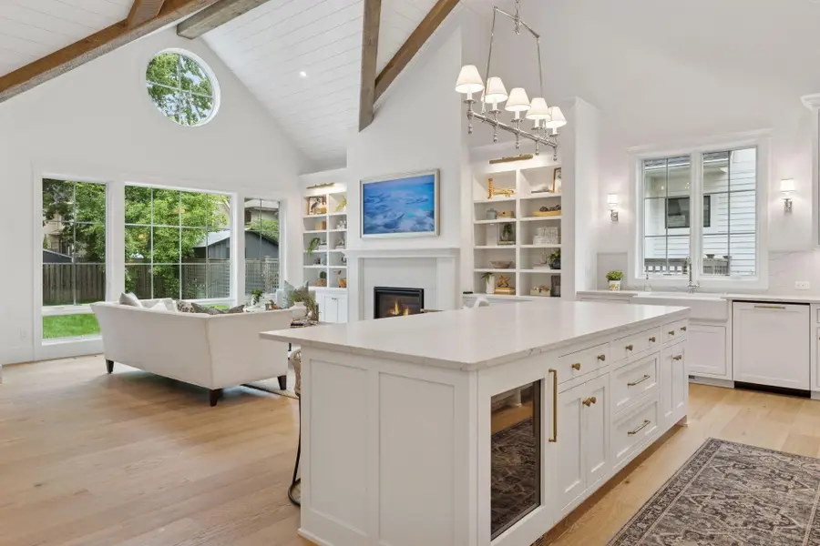 638 Gardner Street, Wayzata, MN 55391 - #2