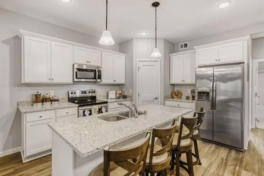 9105 Lexington Ave N #B, Blaine, MN 55014 - #2