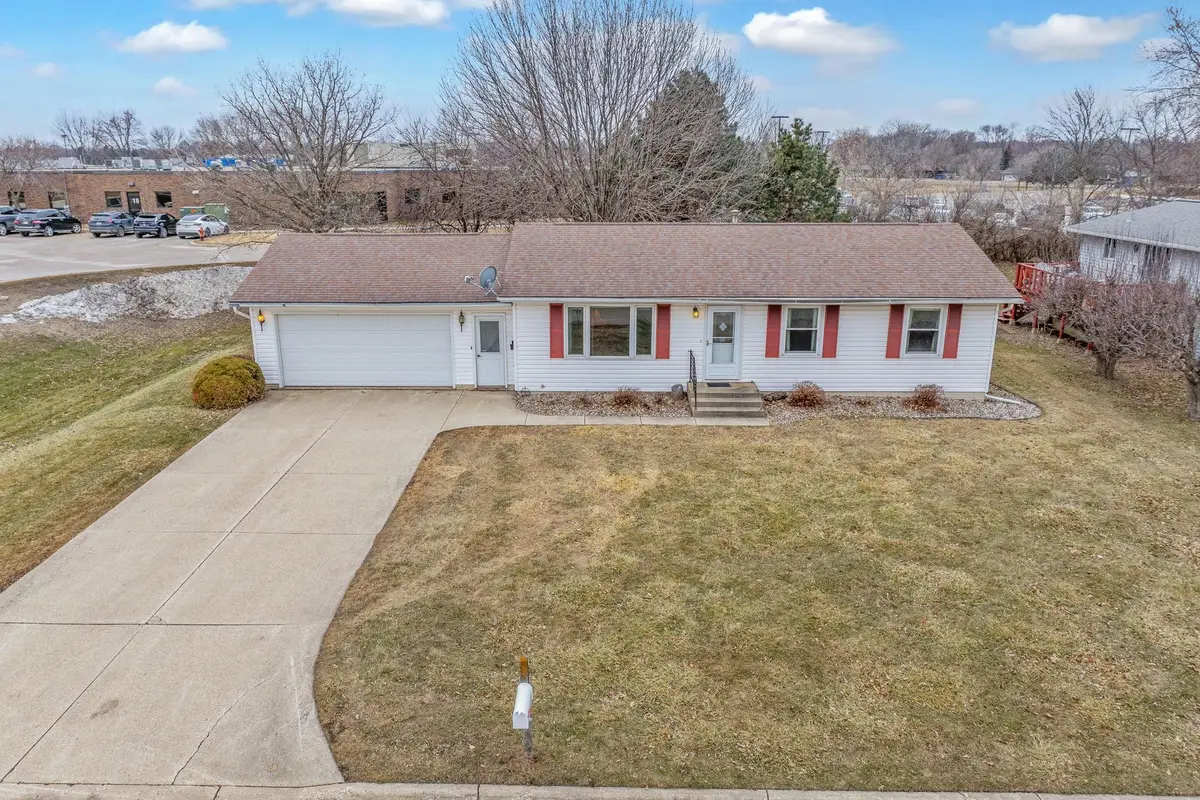 1234 Hickory Street, Fairmont, MN 56031 - #1