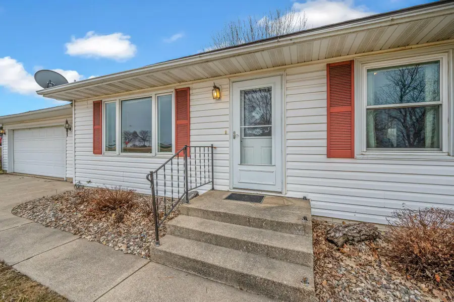 1234 Hickory Street, Fairmont, MN 56031 - #2