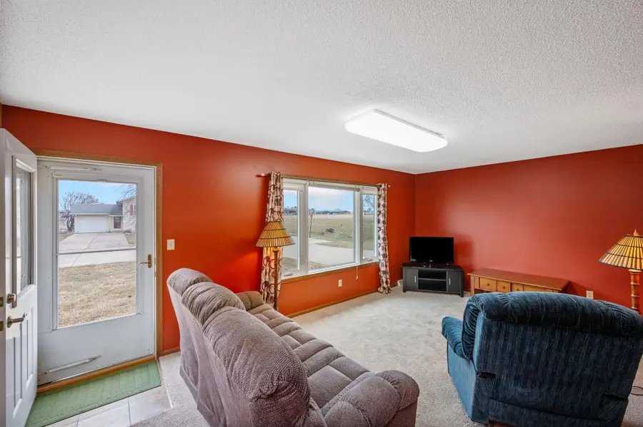 1234 Hickory Street, Fairmont, MN 56031 - #3