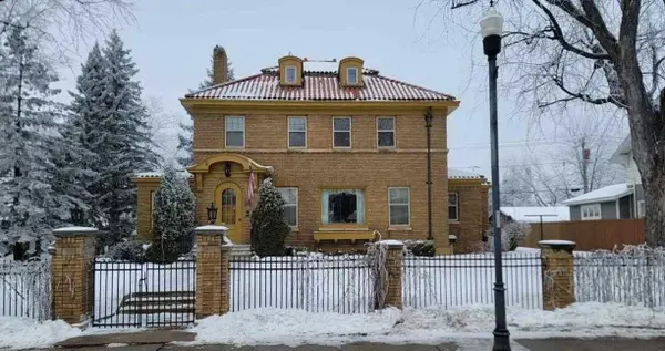 1001 E Howard Street, Hibbing, MN 55746