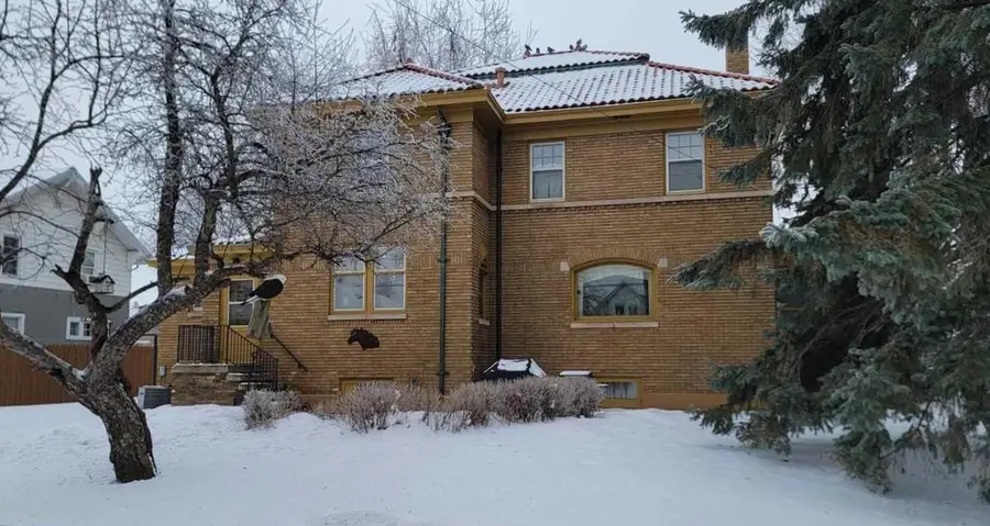 1001 E Howard Street, Hibbing, MN 55746 - #2