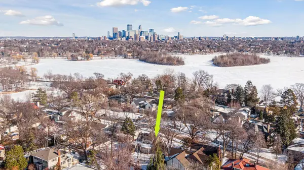 2740 Thomas Avenue S, Minneapolis, MN 55416