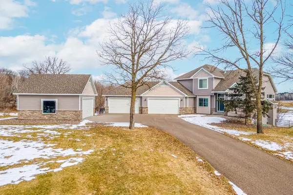 141 145th Lane Ne, Ham Lake, MN 55304