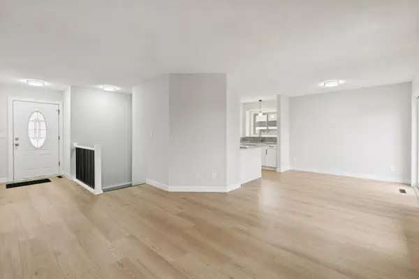 16193 Jamaica Avenue, Lakeville, MN 55044