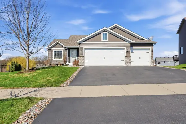 933 Aspen Circle, Watertown, MN 55388