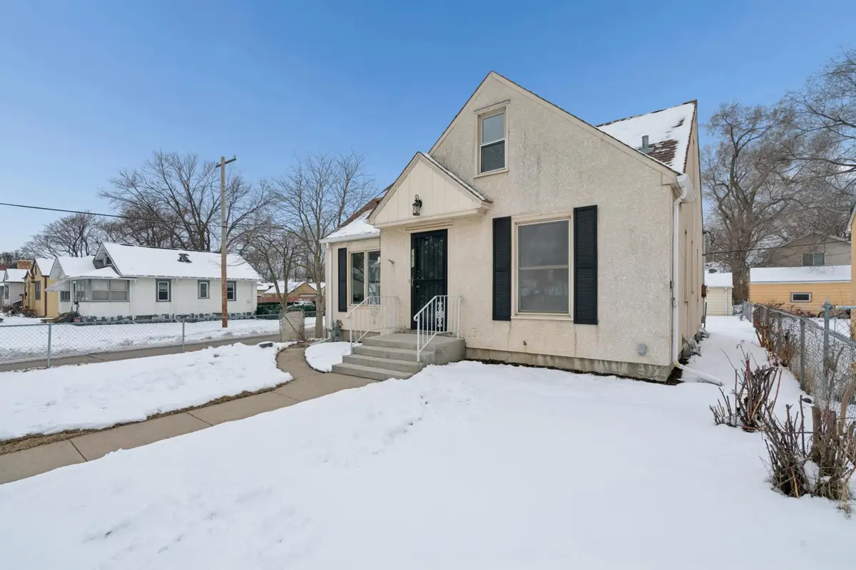 4601 Russell Avenue N, Minneapolis, MN 55412 - #1