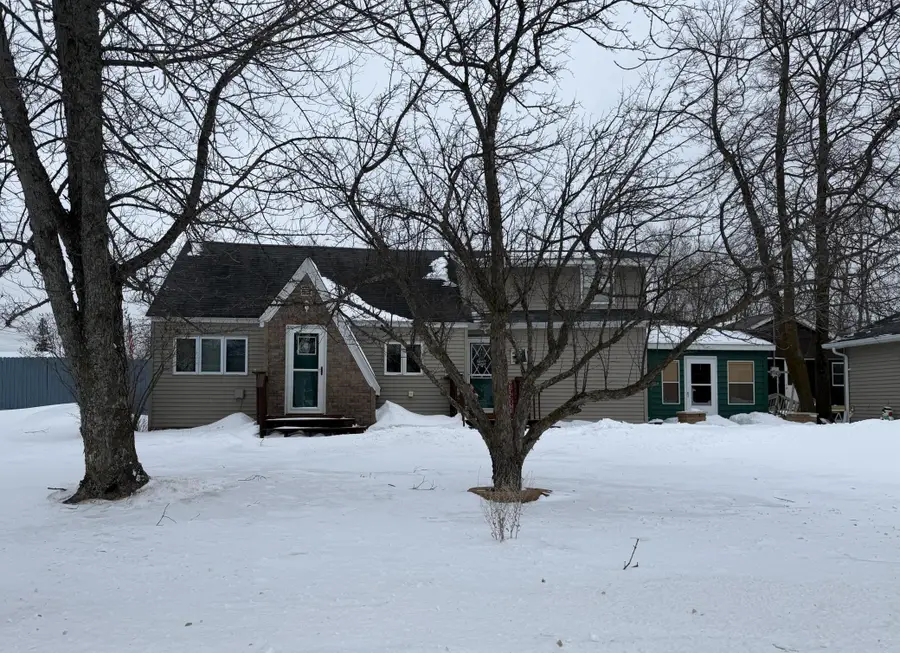 1702 3rd Avenue W, International Falls, MN 56649 - #2