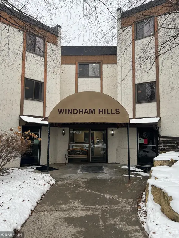 401 E Burnsville Parkway #334, Burnsville, MN 55337