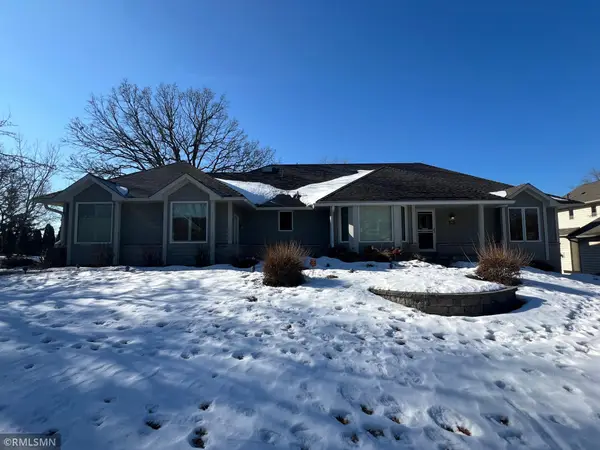 2005 Great Oaks Drive, Burnsville, MN 55337