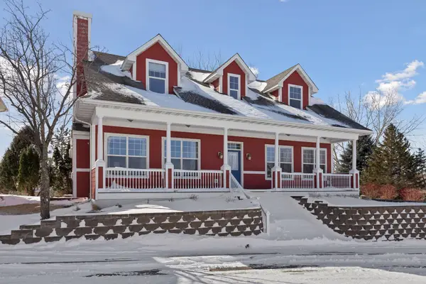 1631 Summit Hill, Eagan, MN 55122