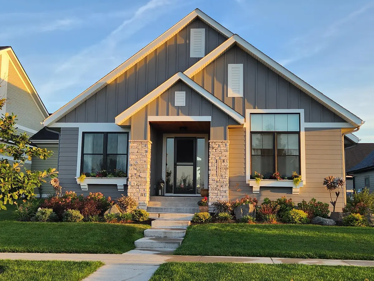 11472 Sunflower Lane N, Lake Elmo, MN 55042 - #1